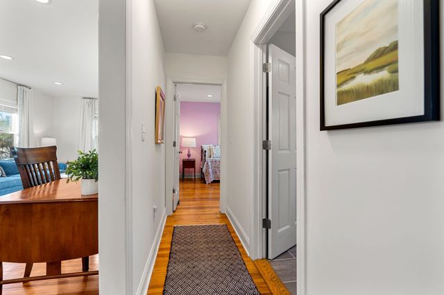 74 College Road, Stratham, NH 03885