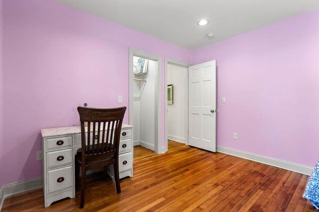 74 College Road, Stratham, NH 03885