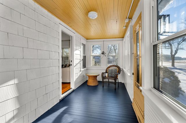 74 College Road, Stratham, NH 03885