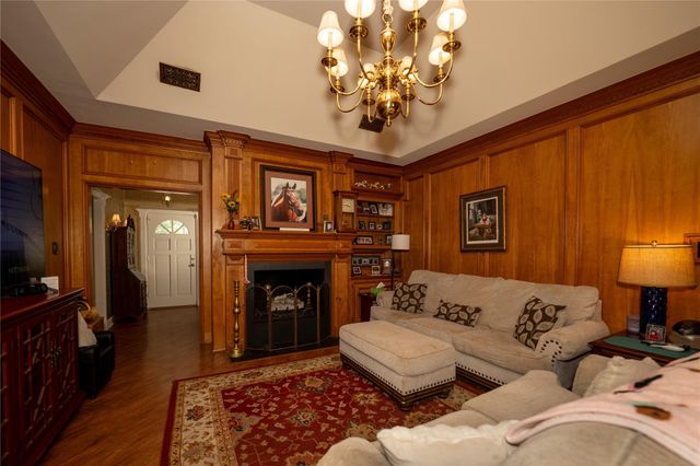 1200 Mary Lee Lane, Crockett, TX 75835