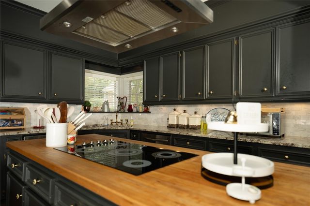 1200 Mary Lee Lane, Crockett, TX 75835