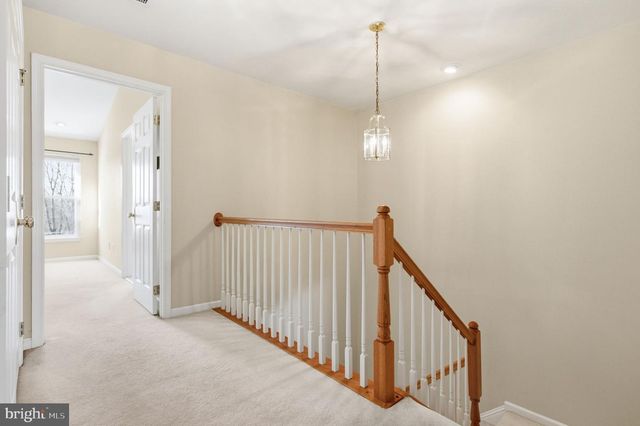 21369 SAWYER SQ, Ashburn, VA 20147