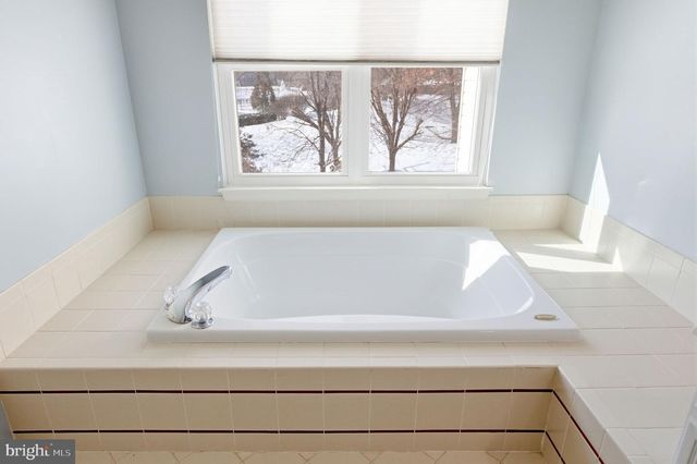 21369 SAWYER SQ, Ashburn, VA 20147