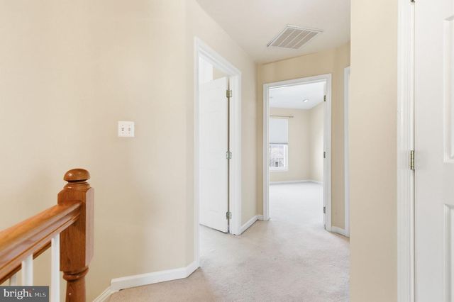 21369 SAWYER SQ, Ashburn, VA 20147