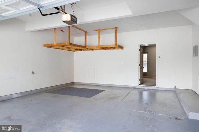 21369 SAWYER SQ, Ashburn, VA 20147