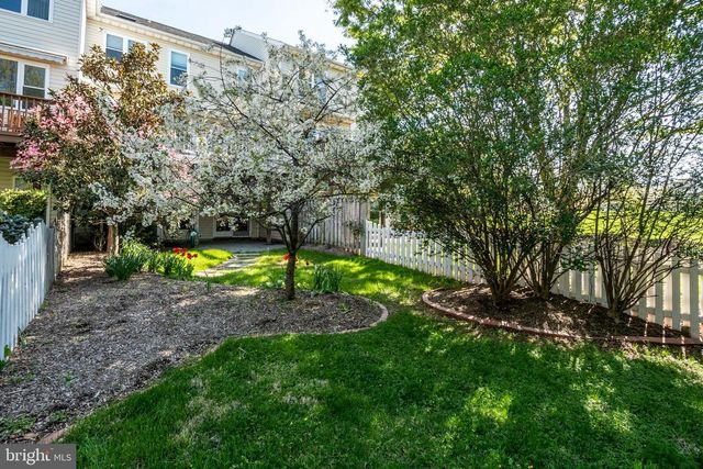 21369 SAWYER SQ, Ashburn, VA 20147