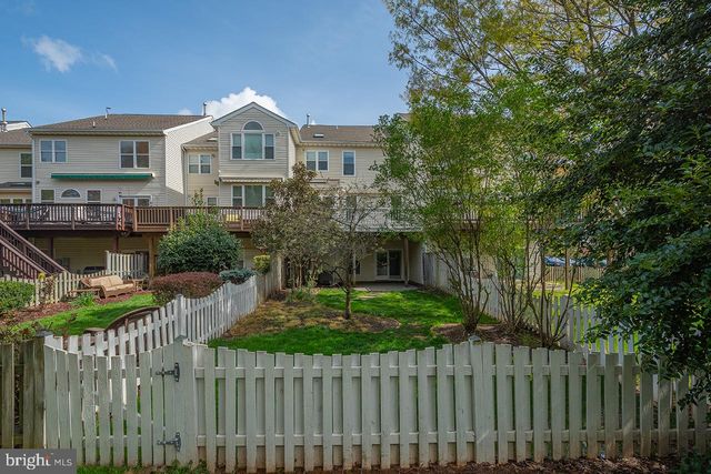 21369 SAWYER SQ, Ashburn, VA 20147