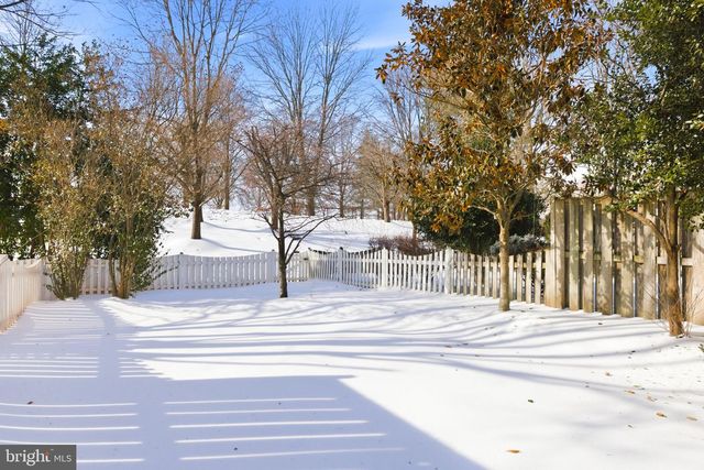 21369 SAWYER SQ, Ashburn, VA 20147