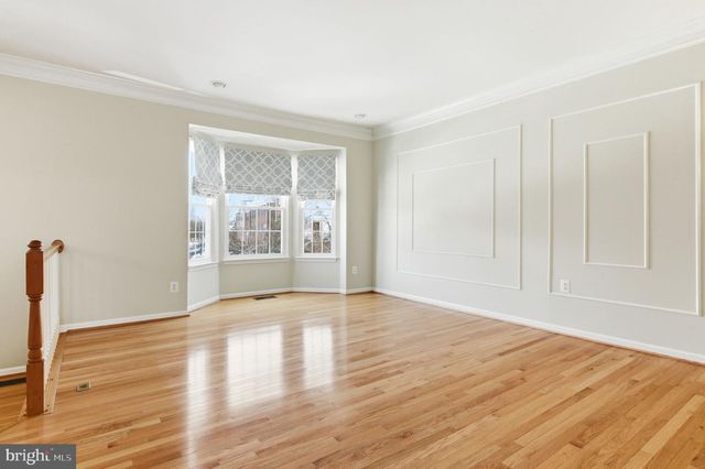 21369 SAWYER SQ, Ashburn, VA 20147