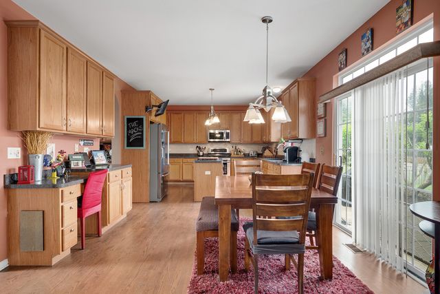 254 E Park Avenue, Sugar Grove, IL 60554