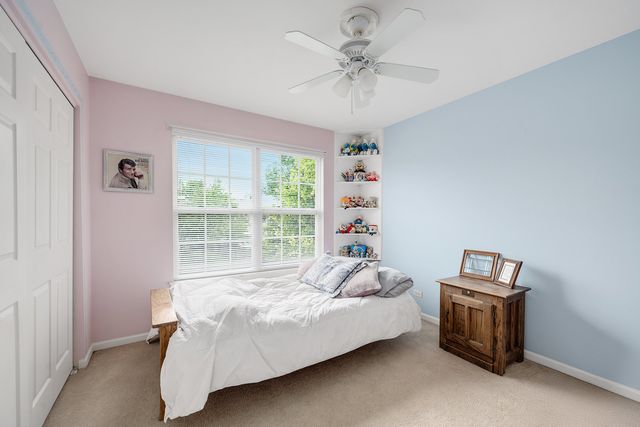 254 E Park Avenue, Sugar Grove, IL 60554