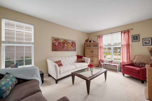 254 E Park Avenue, Sugar Grove, IL 60554