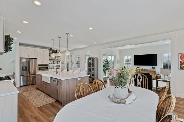 10617 S SPLIT ROCK DR, South Jordan, UT 84009