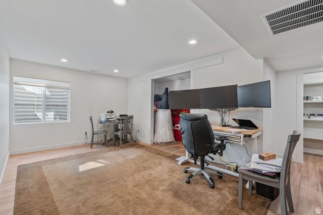 10617 S SPLIT ROCK DR, South Jordan, UT 84009