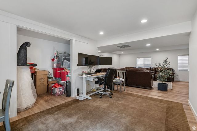 10617 S SPLIT ROCK DR, South Jordan, UT 84009