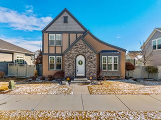 10617 S SPLIT ROCK DR, South Jordan, UT 84009