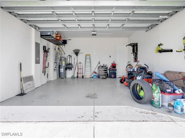 1020 Rush AVE, Lehigh Acres, FL 33972