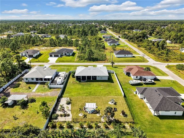 1020 Rush AVE, Lehigh Acres, FL 33972