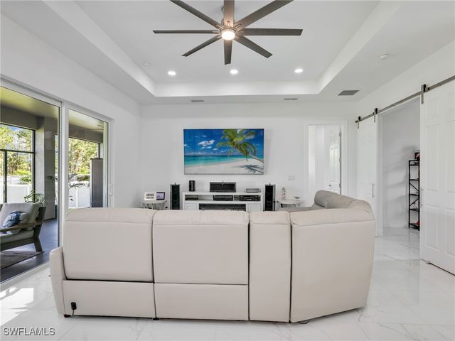 1020 Rush AVE, Lehigh Acres, FL 33972