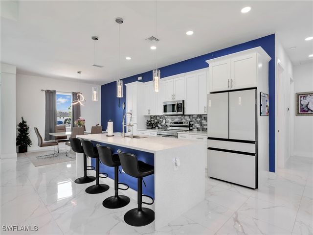 1020 Rush AVE, Lehigh Acres, FL 33972