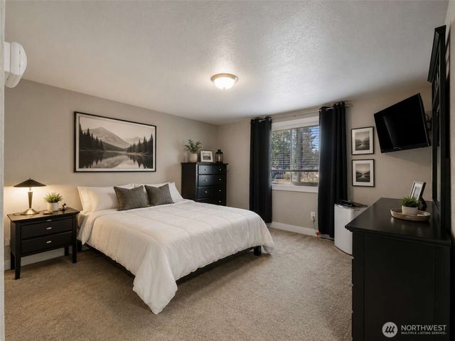 2010 148th Street E, Tacoma, WA 98445