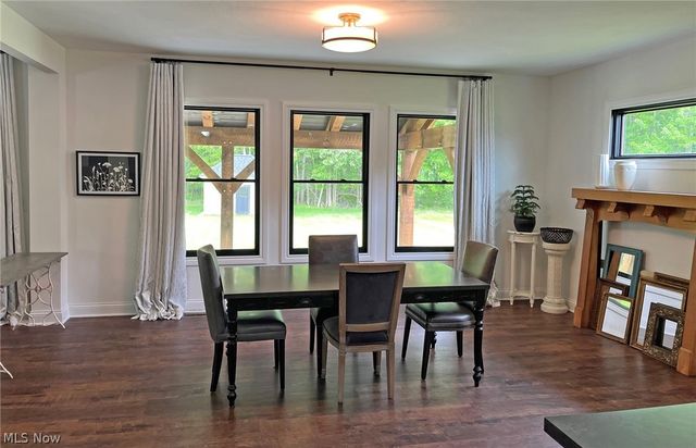 8860 Sharp Road, Olmsted Twp, OH 44138