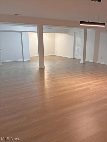 8860 Sharp Road, Olmsted Twp, OH 44138