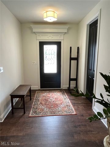 8860 Sharp Road, Olmsted Twp, OH 44138