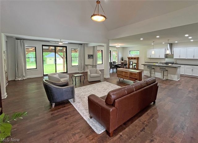 8860 Sharp Road, Olmsted Twp, OH 44138