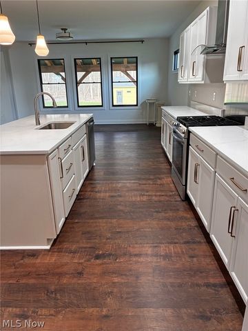 8860 Sharp Road, Olmsted Twp, OH 44138