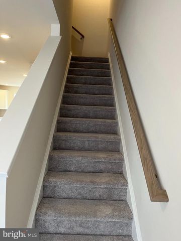 40 ANDERSON DRIVE, Bridgeport, PA 19405