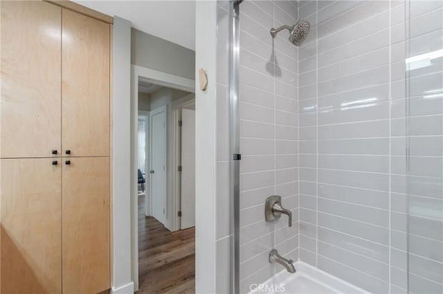 8034 Airlane Avenue, Los Angeles, CA 90045