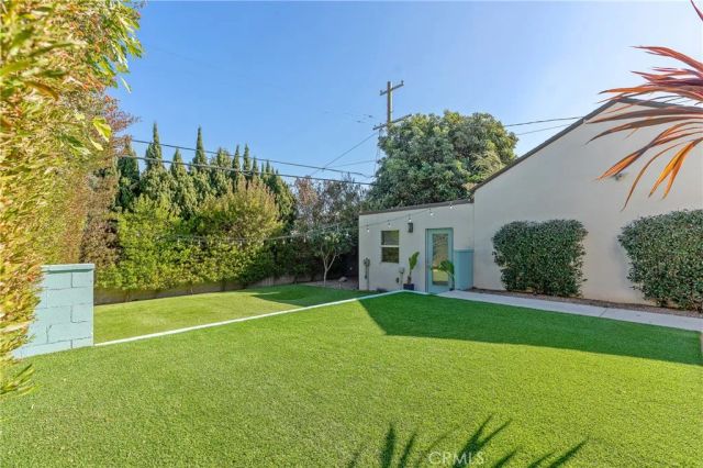 8034 Airlane Avenue, Los Angeles, CA 90045