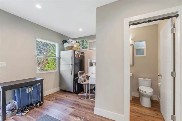 8034 Airlane Avenue, Los Angeles, CA 90045