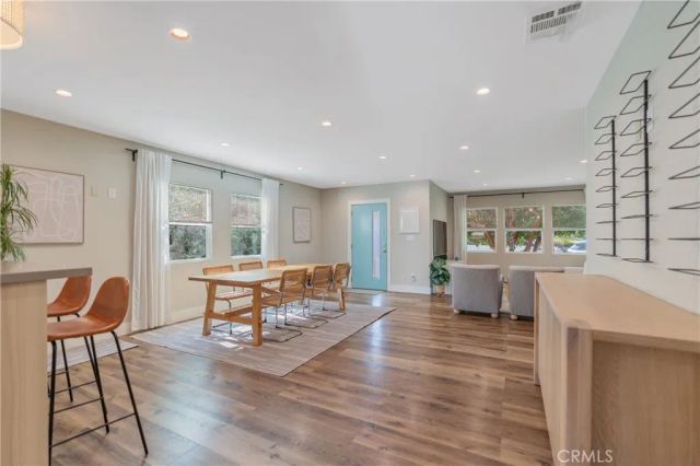 8034 Airlane Avenue, Los Angeles, CA 90045