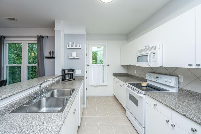 2023 Egret Crest Lane, Charleston, SC 29414