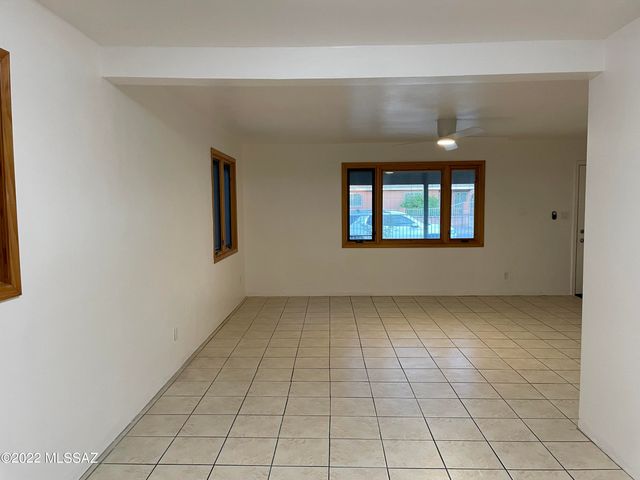 2309 N Avenida El Capitan, Tucson, AZ 85705