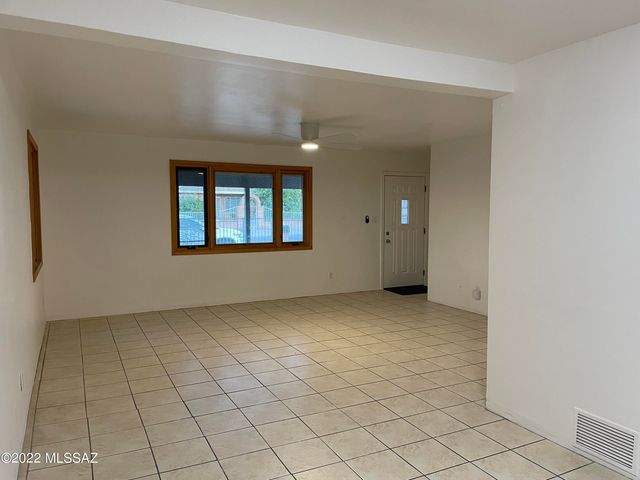 2309 N Avenida El Capitan, Tucson, AZ 85705