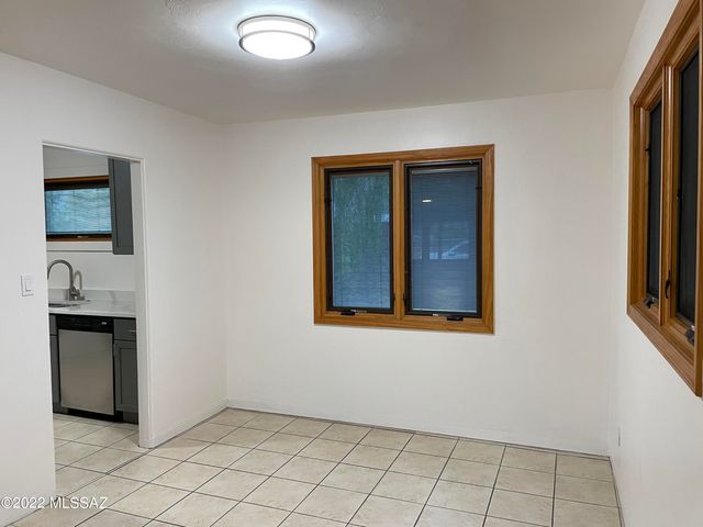 2309 N Avenida El Capitan, Tucson, AZ 85705