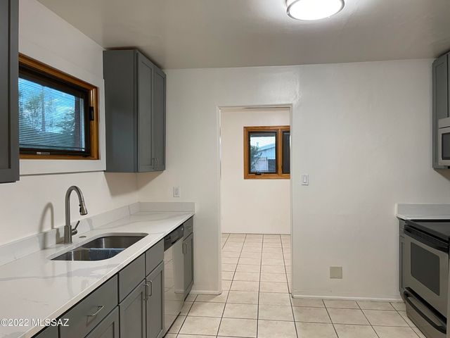 2309 N Avenida El Capitan, Tucson, AZ 85705