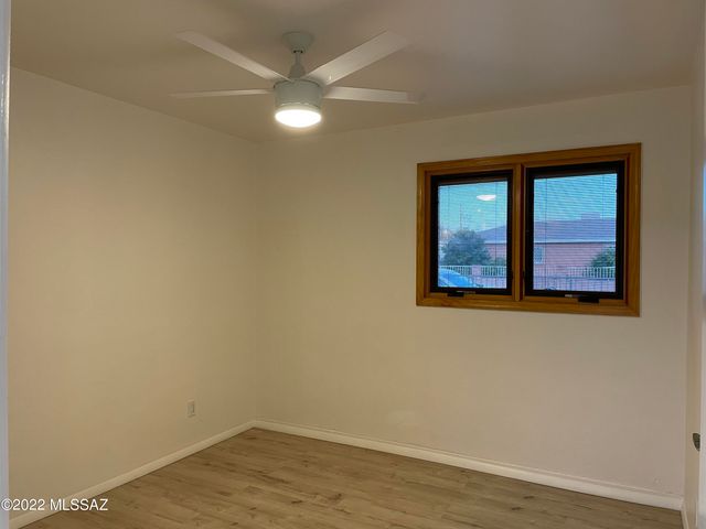 2309 N Avenida El Capitan, Tucson, AZ 85705