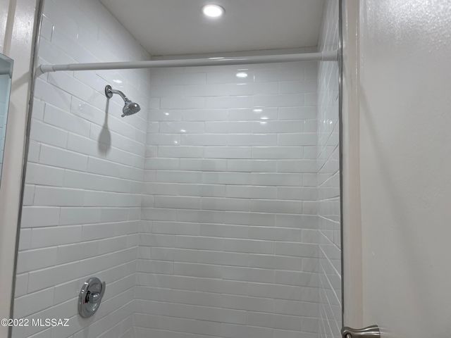 2309 N Avenida El Capitan, Tucson, AZ 85705