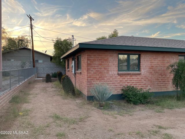 2309 N Avenida El Capitan, Tucson, AZ 85705