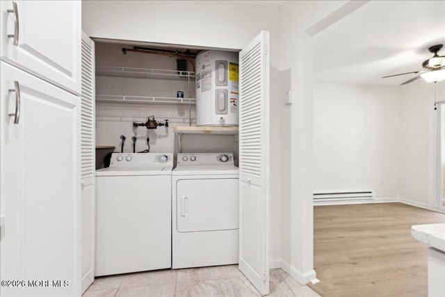 159 Cross Slope Court C, Manalapan, NJ 07726