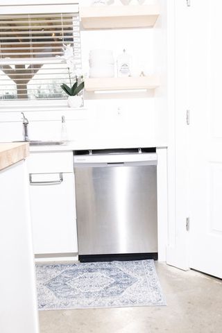 1525 Sumac Ln, Columbia, TN 38401