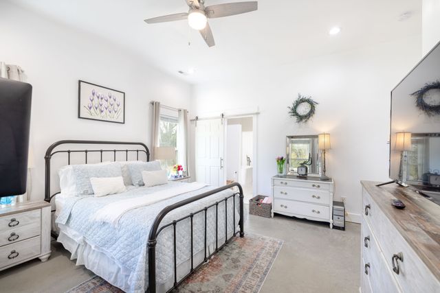 1525 Sumac Ln, Columbia, TN 38401