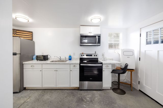 1525 Sumac Ln, Columbia, TN 38401