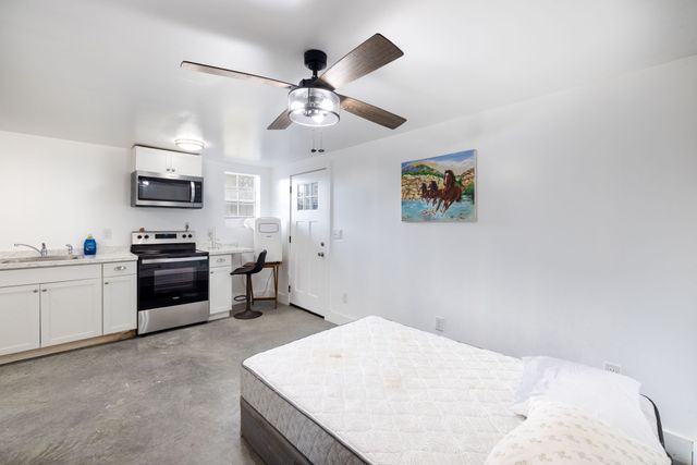 1525 Sumac Ln, Columbia, TN 38401