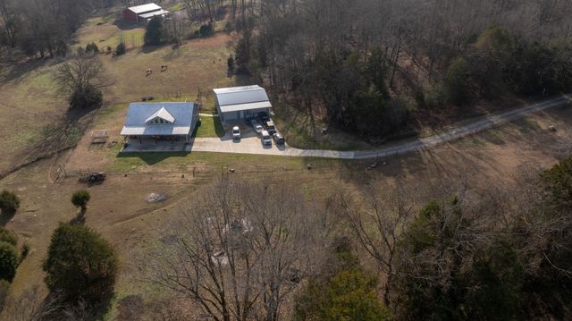 1525 Sumac Ln, Columbia, TN 38401