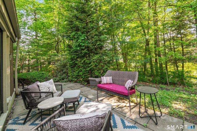 877 Heritage Village A, Southbury, CT 06488